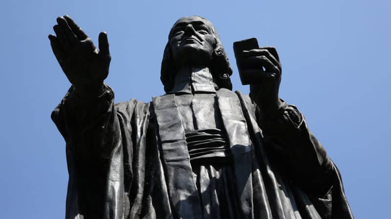 Statue of John Wesley