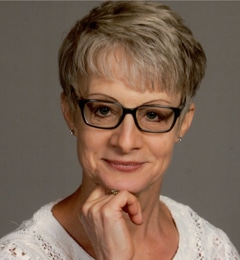 8-5-26-Tracey-Leslie Tracey Leslie